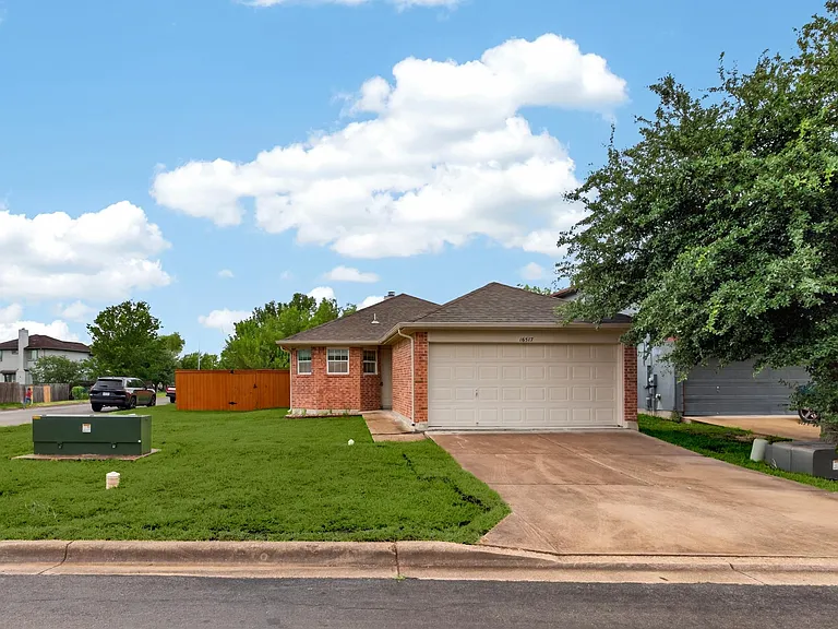 16517 Trevin Cv — Photo 3