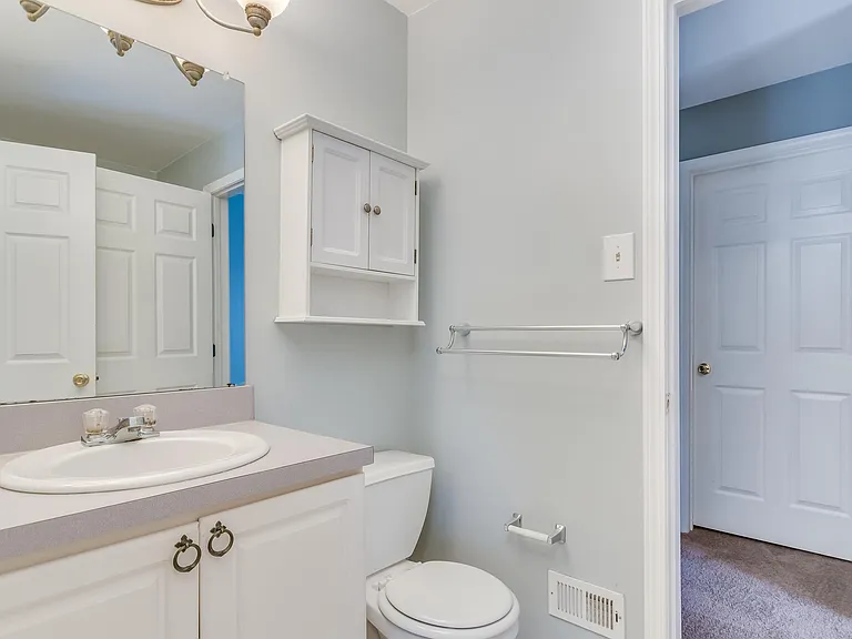5806 Riverfront Dr — Photo 23