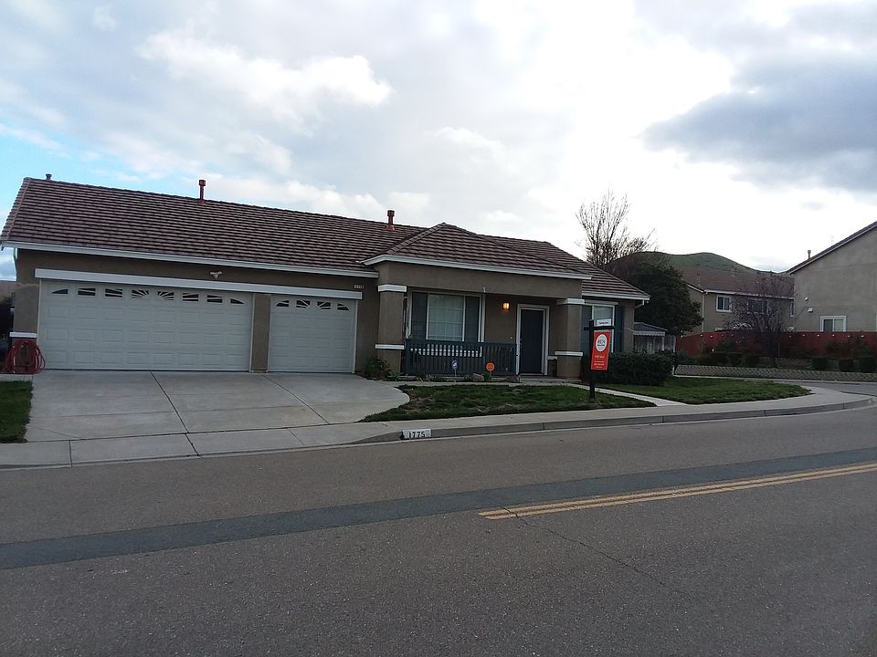 1st image of 1775 Bridlewood Dr