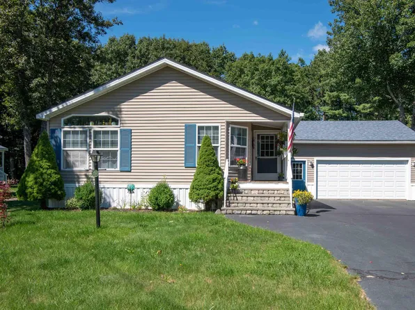 28 Candlewood Drive Drive, Lyman, ME 04002