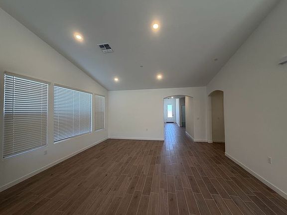 4th image of 8729 Ponderosa Ave
