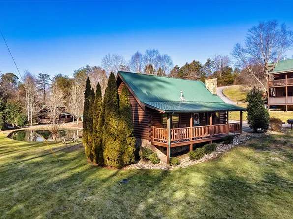 1608 Little Cabin Loop, Pigeon Forge, TN 37862