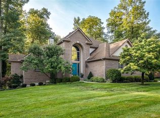 296 Timberleaf Dr, Dayton, OH 45430