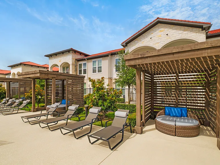 Reveal Lake Ridge — Photo 36