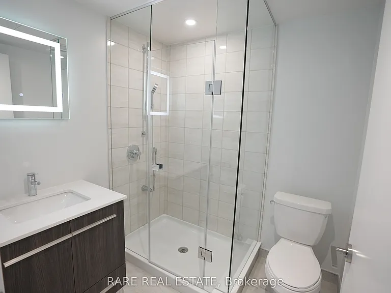 8 Cumberland St #2502 — Photo 5