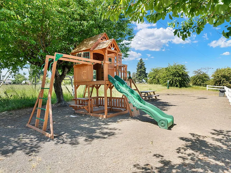 Cedar Lane — Photo 30