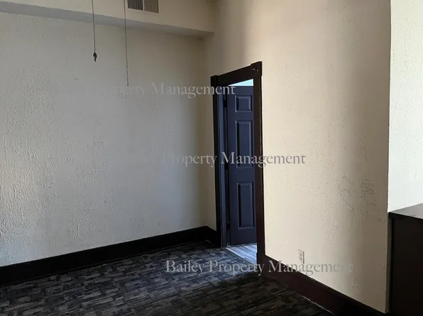 329 E Oak St #4, Louisville, KY 40203