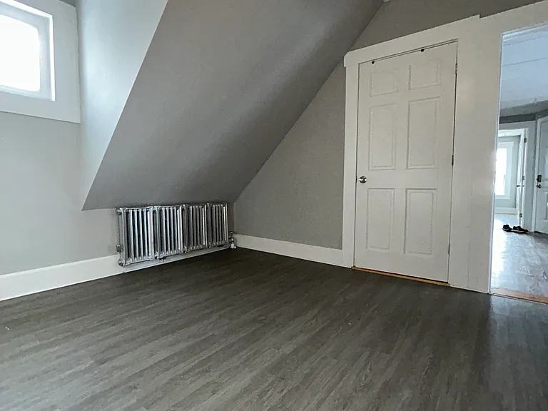 359 Belmont St #3 — Photo 4