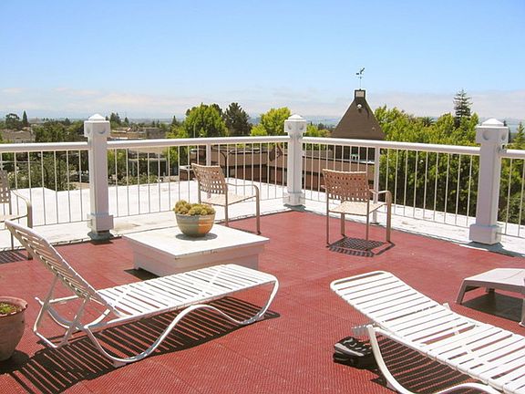 4th image of 1385 Shattuck Ave APT 304