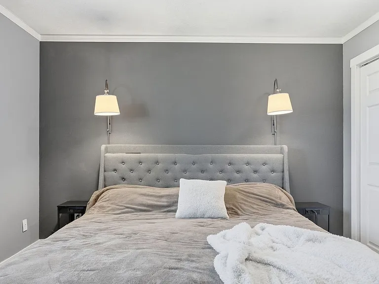 5107 S Madelia St — Photo 18