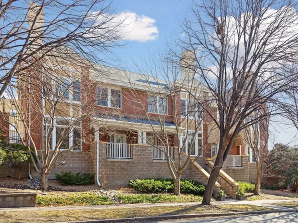 703 Oakland Ave, Saint Paul, MN 55102