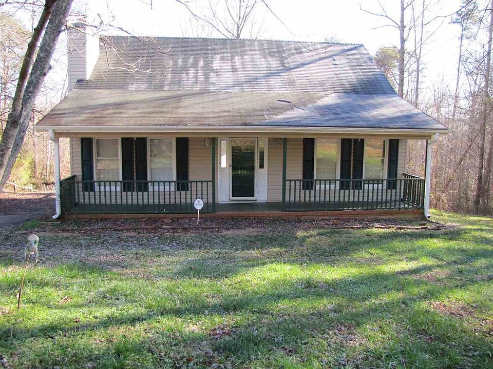 1st image of 214 Holmes Dr