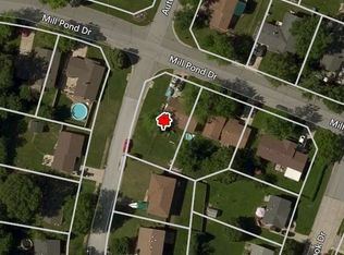 206 Mill Pond Dr, O'Fallon, MO 63366