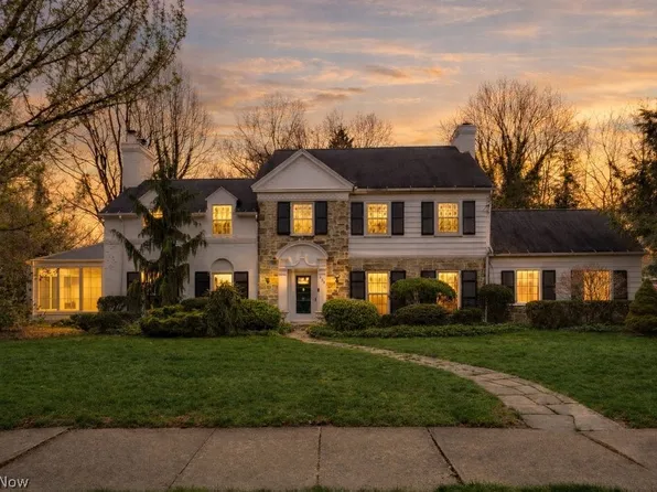 505 Ridgecrest Rd, Akron, OH 44303