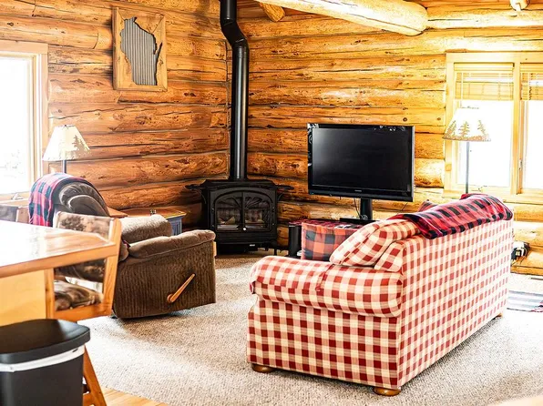 N9075 Forest Rd, Deerbrook, WI 54424