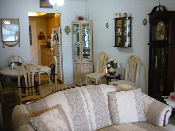 3rd image of 6000 20th St N APT 104