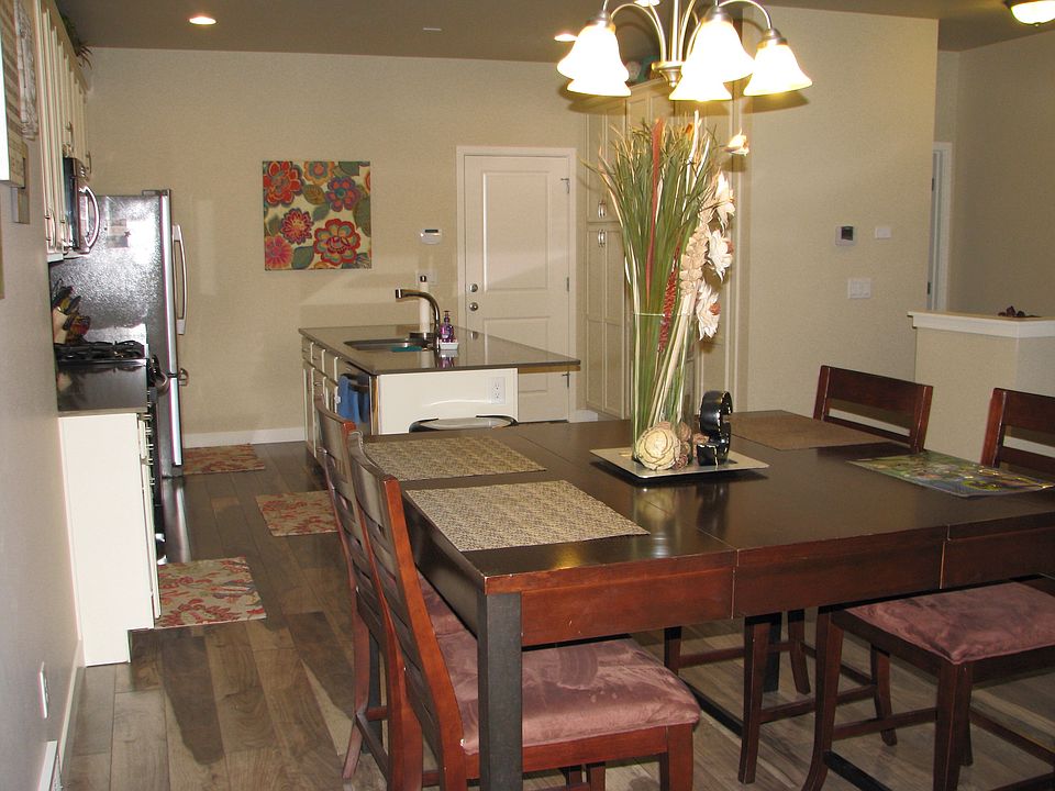 Kitchen/dining