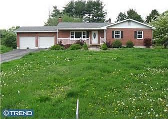 2nd image of 118 School House Rd