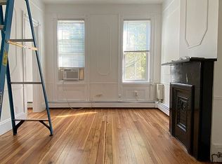 354 7th St APT 2, Jersey City, NJ
