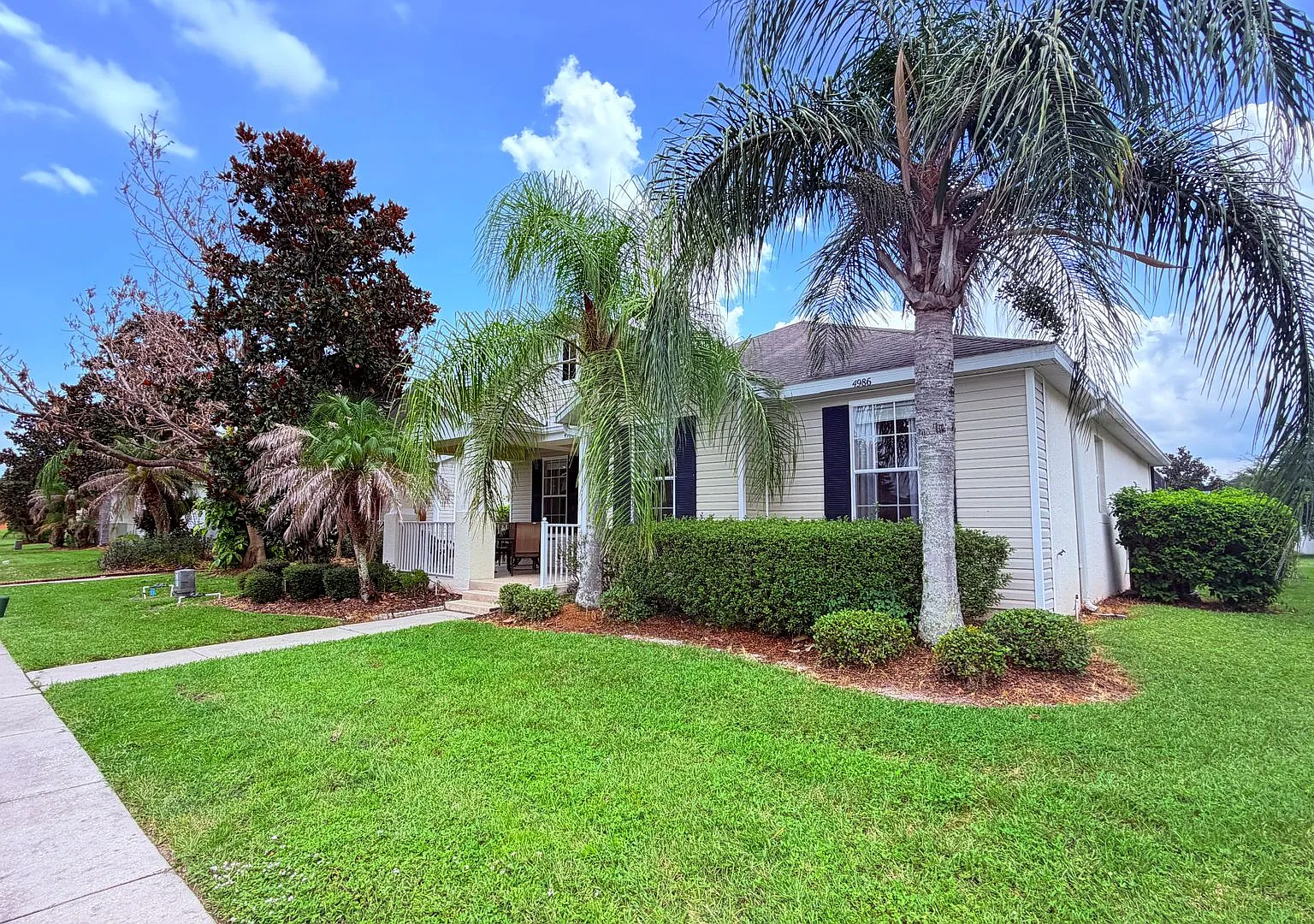 Spacious 4br Pool Home In Kissimmee With Jacuzzi In Kissimmee! Washer & Dryer Included! — Photo 4