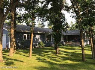 565 Park Ave W, Greenbush, MN 56726