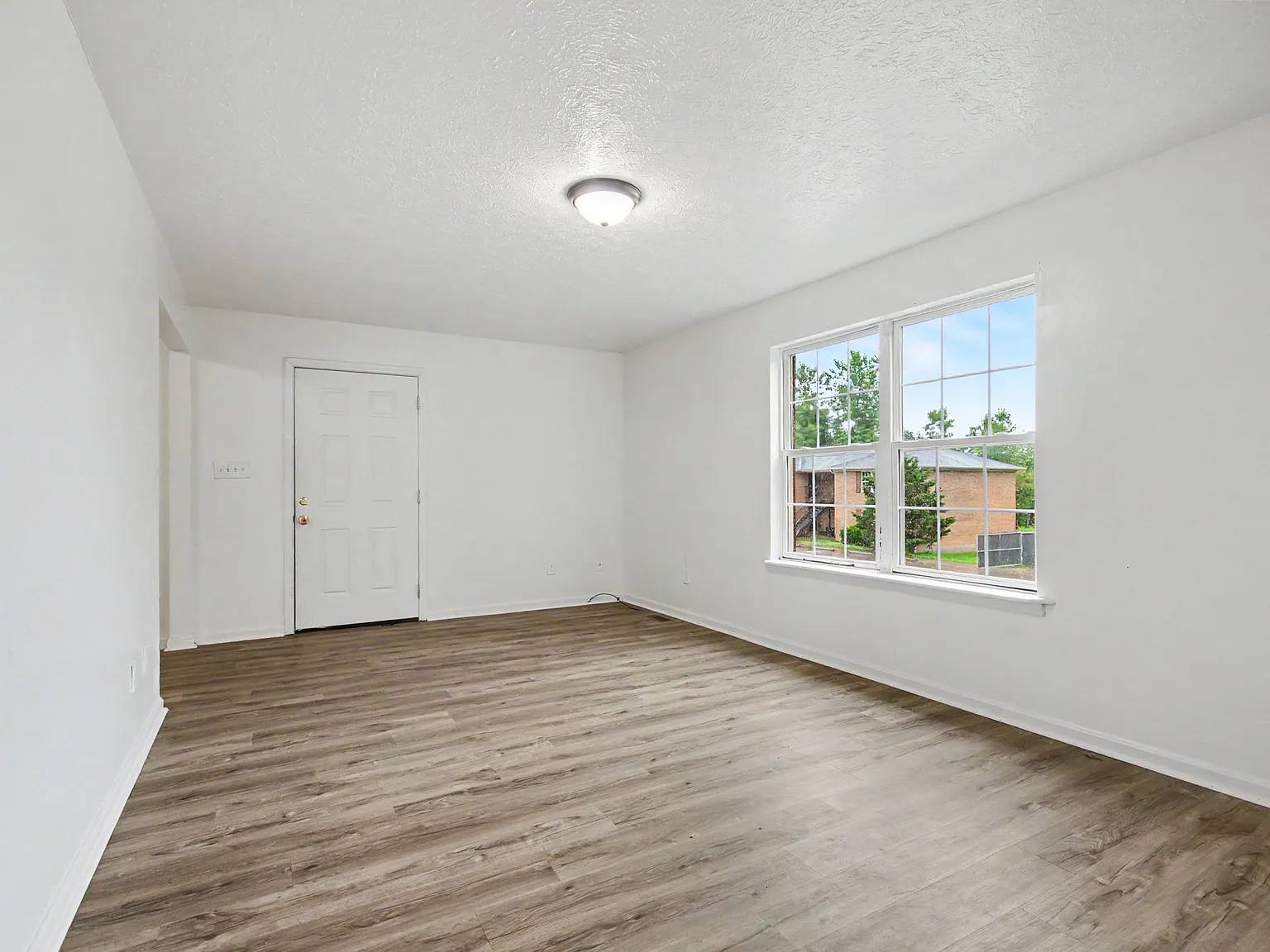 Park Place Apartments — Photo 3