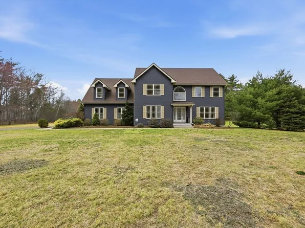 13 Shattuck Rd, Hadley, MA 01035