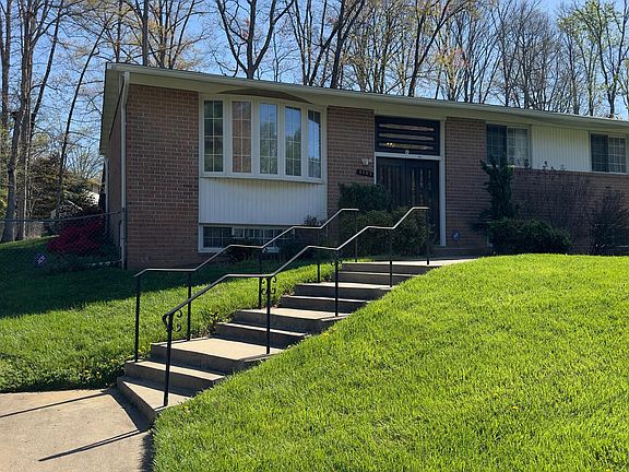 2nd image of 5305 Gainsborough Dr