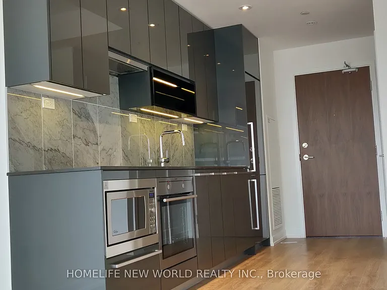 115 McMahon Dr #2008 — Photo 4
