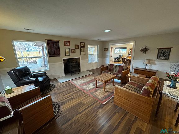 3rd image of 3704 Dulce Ct