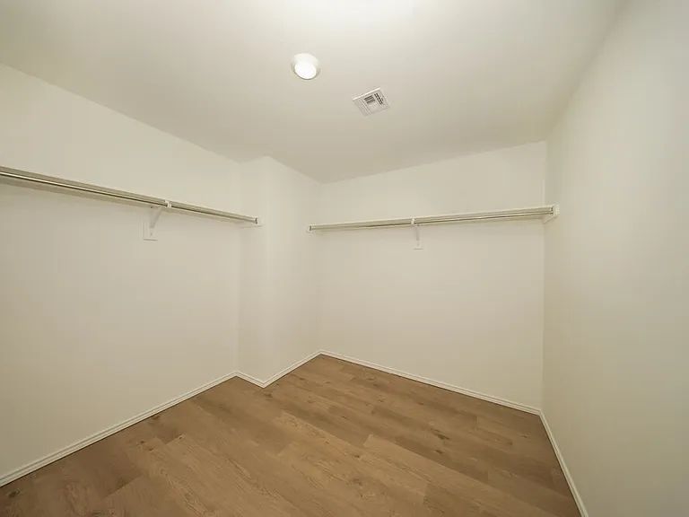 5908 Norway Spruce St — Photo 11