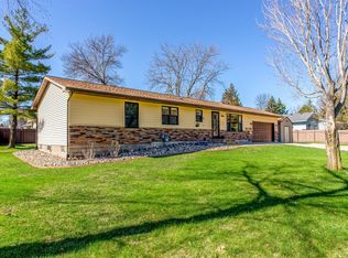 401 Walnut Ave SW, Saint Michael, MN 55376