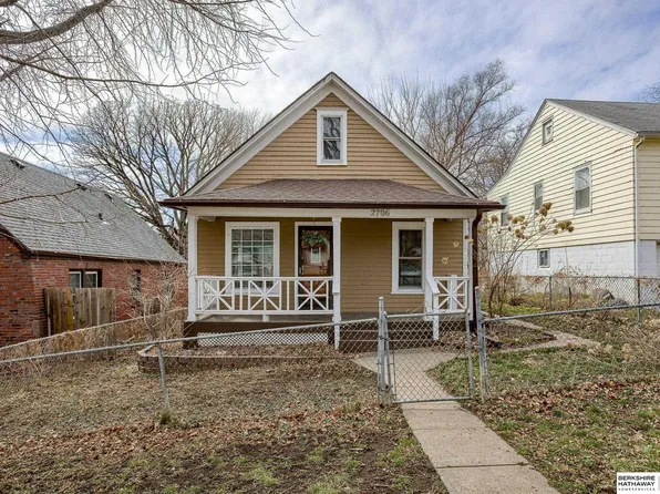 2706 N 65th St, Omaha, NE 68104