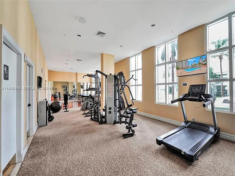 17555 Atlantic Blvd #1101 — Photo 57