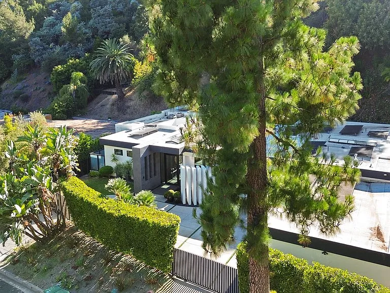 1049 Loma Vista Dr — Photo 68
