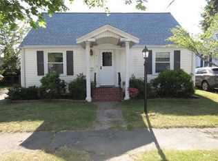 5 Florence Rd, Peabody, MA 01960