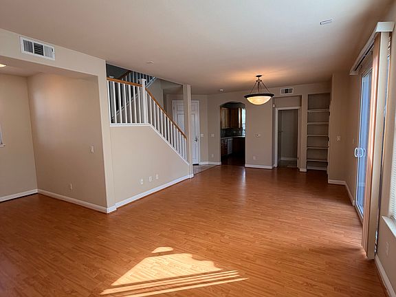 3rd image of 5025 Gelia Way