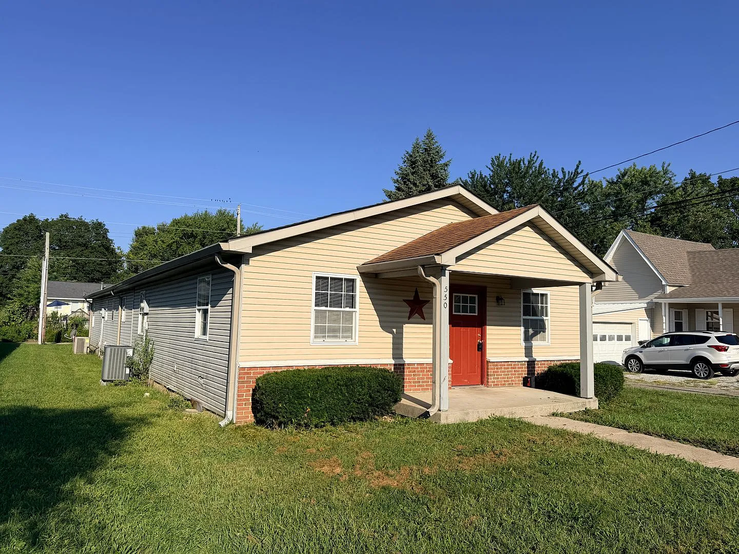 Now Showing: 2 Bedroom/1 Bathroom Home Located At 550 Wood St. In Greenfield, In — Photo 2