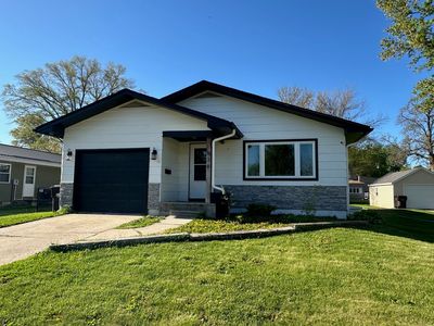 616 E Green St, Winterset, IA, 50273