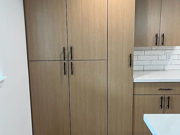 4th image of 15506 Elgin St #C