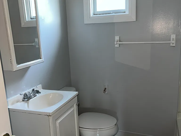 161 Martin St #5 — Photo 5