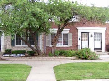 1st image of 4838 Mansfield Ave #1
