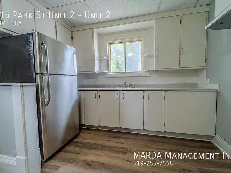 215 Park St #2 — Photo 12