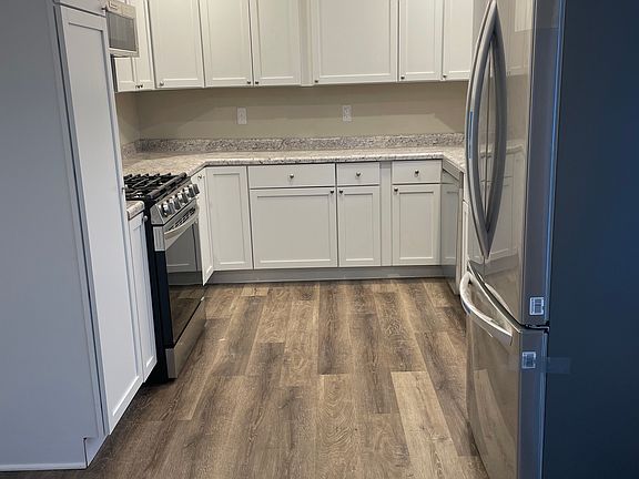 3rd image of 509 Sherwood Dr