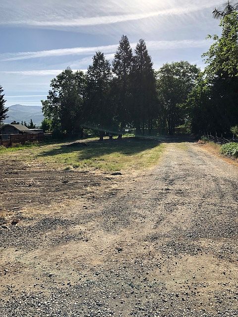 2nd image of 4085 Cedar Ln