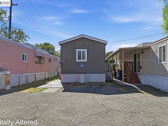 2nd image of 2399 E 14th St #93
