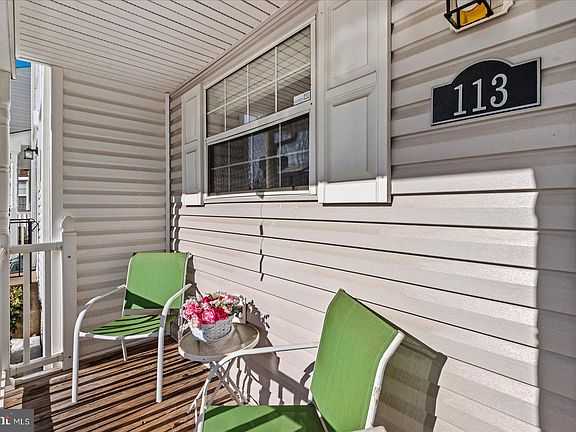 4th image of 113 Picadilly Ln