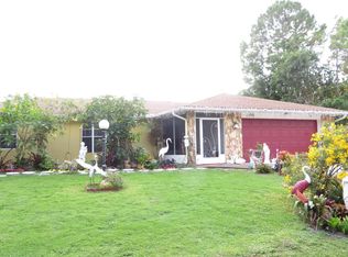 1390 Havre St NW, Palm Bay, FL 32907