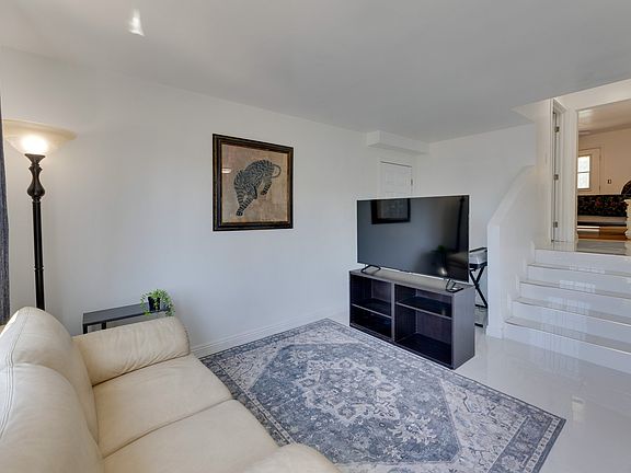4th image of 3172 Verdugo Pl