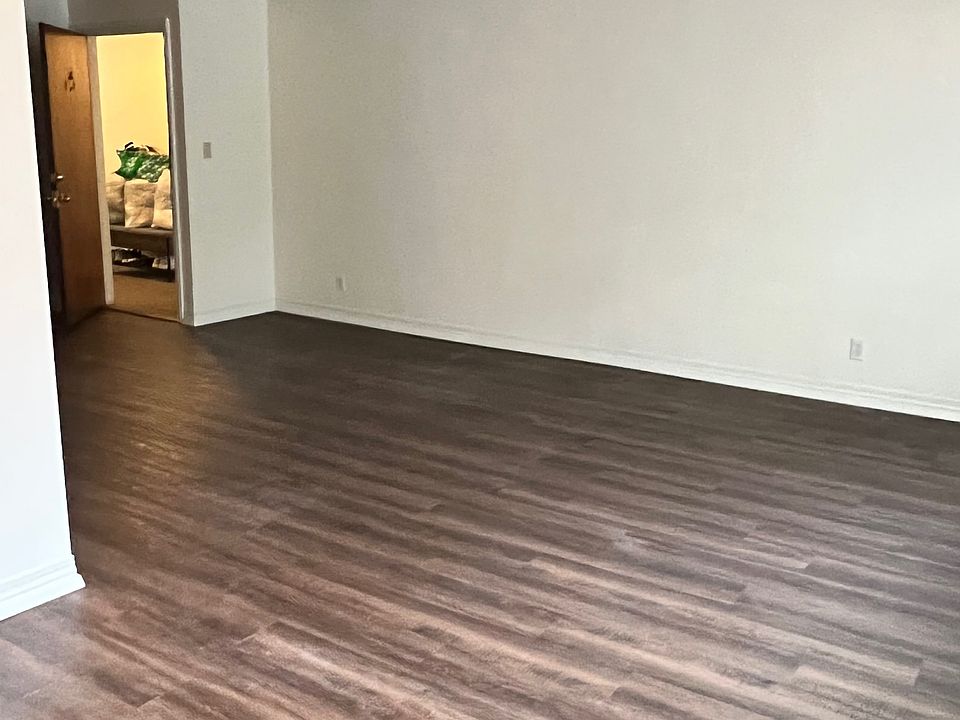 1st image of 1400 Queen Anne Ave N APT 1